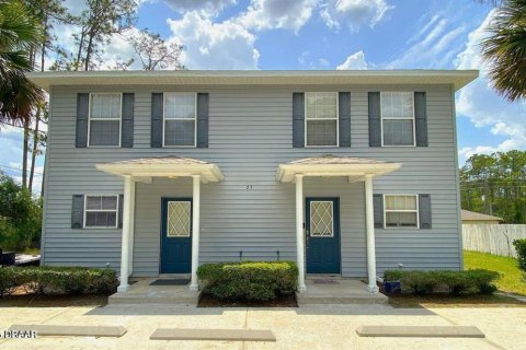 Commercial property in Palm Coast, Florida 4 bedrooms, 240.43 sq.m. № 1688025 - photo 1