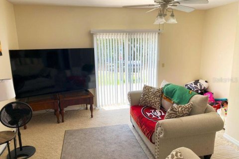 Commercial property in Palm Coast, Florida 4 bedrooms, 240.43 sq.m. № 1688025 - photo 12