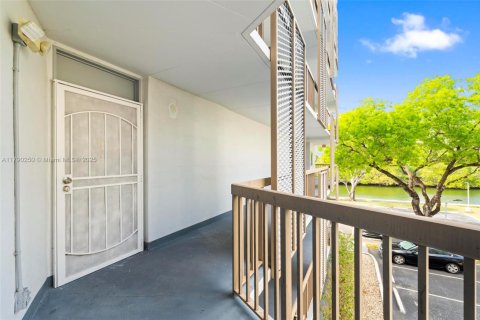 Condo in Aventura, Florida, 2 bedrooms  № 1699422 - photo 3