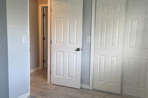 Casa en venta en New Port Richey, Florida, 2 dormitorios, 67.08 m2 № 1848578 - foto 13