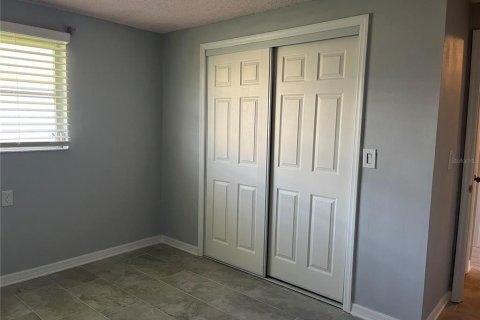 Casa en venta en New Port Richey, Florida, 2 dormitorios, 67.08 m2 № 1848578 - foto 12