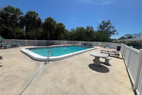 Casa en venta en New Port Richey, Florida, 2 dormitorios, 67.08 m2 № 1848578 - foto 20
