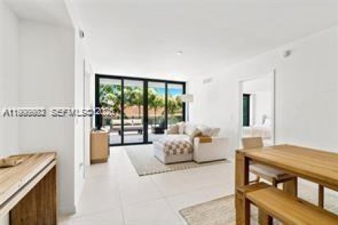 Condominio en alquiler en Bay Harbor Islands, Florida, 2 dormitorios, 114.18 m2 № 2060982 - foto 7