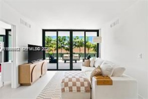 Condominio en alquiler en Bay Harbor Islands, Florida, 2 dormitorios, 114.18 m2 № 2060982 - foto 8
