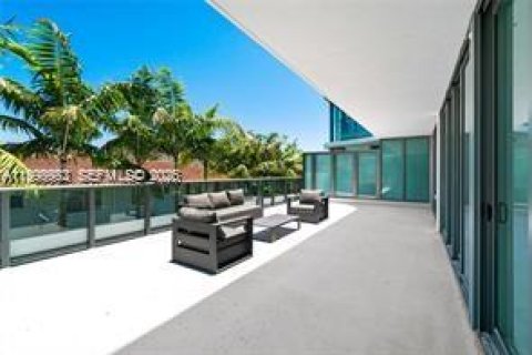 Condominio en alquiler en Bay Harbor Islands, Florida, 2 dormitorios, 114.18 m2 № 2060982 - foto 5