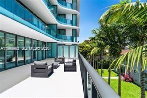 Condominio en alquiler en Bay Harbor Islands, Florida, 2 dormitorios, 114.18 m2 № 2060982 - foto 14