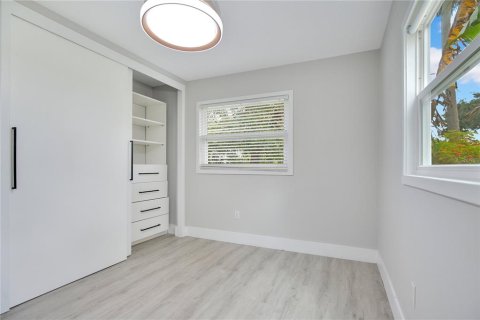 House in Sanford, Florida 3 bedrooms, 125.98 sq.m. № 1904429 - photo 8