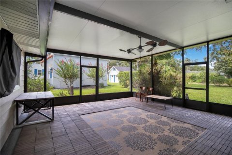 House in Sanford, Florida 3 bedrooms, 125.98 sq.m. № 1904429 - photo 22