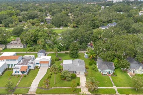 House in Sanford, Florida 3 bedrooms, 125.98 sq.m. № 1904429 - photo 30