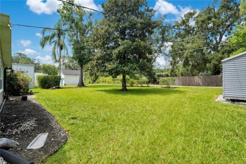 House in Sanford, Florida 3 bedrooms, 125.98 sq.m. № 1904429 - photo 27