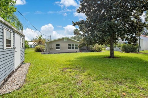 House in Sanford, Florida 3 bedrooms, 125.98 sq.m. № 1904429 - photo 26