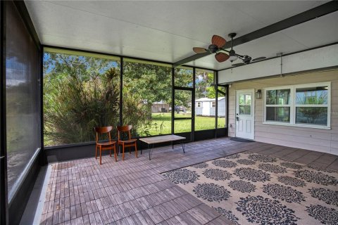 House in Sanford, Florida 3 bedrooms, 125.98 sq.m. № 1904429 - photo 23