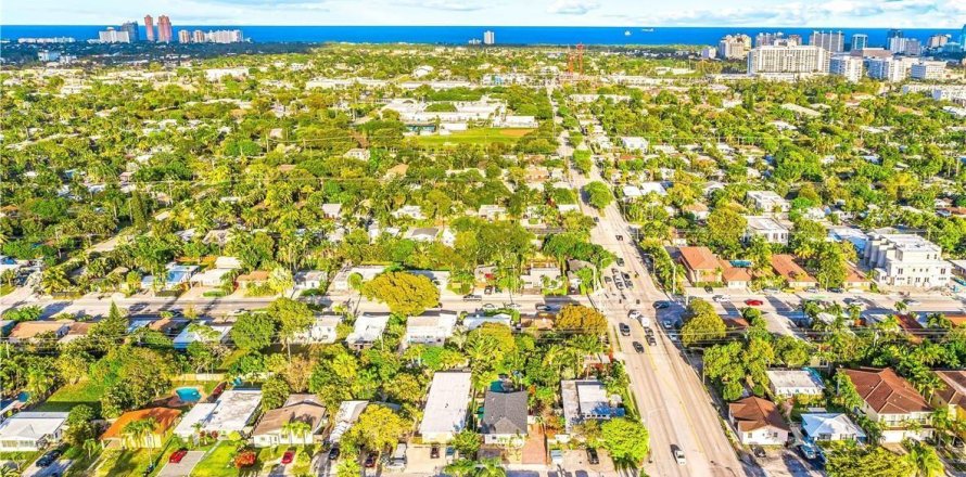 House in Fort Lauderdale, Florida 2 bedrooms № 1093267