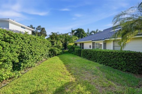 House in Sarasota, Florida 4 bedrooms, 365.38 sq.m. № 2425219 - photo 22
