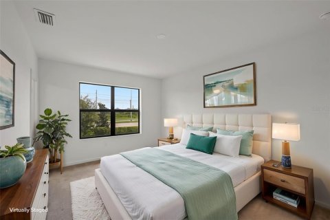Townhouse in Sarasota, Florida 3 bedrooms, 153.1 sq.m. № 2222775 - photo 19
