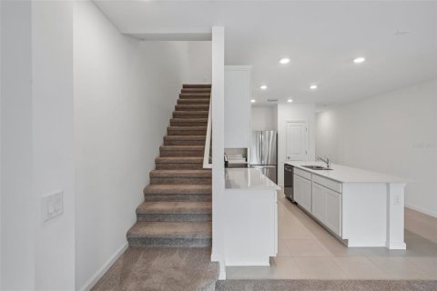 Townhouse in Sarasota, Florida 3 bedrooms, 153.1 sq.m. № 2222775 - photo 15