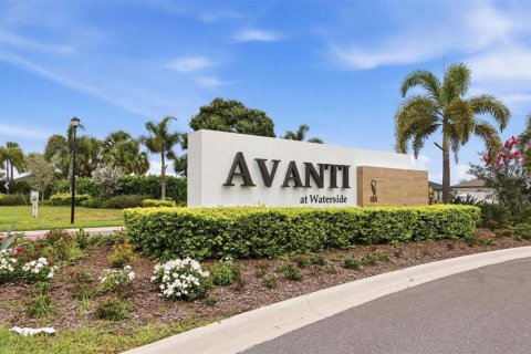 Townhouse in Sarasota, Florida 3 bedrooms, 153.1 sq.m. № 2222775 - photo 2
