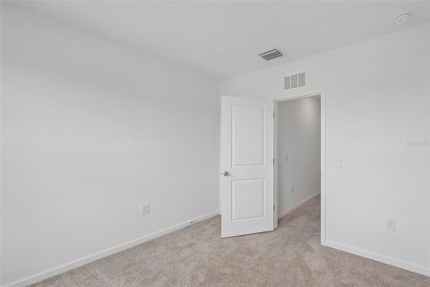 Townhouse in Sarasota, Florida 3 bedrooms, 153.1 sq.m. № 2222775 - photo 30