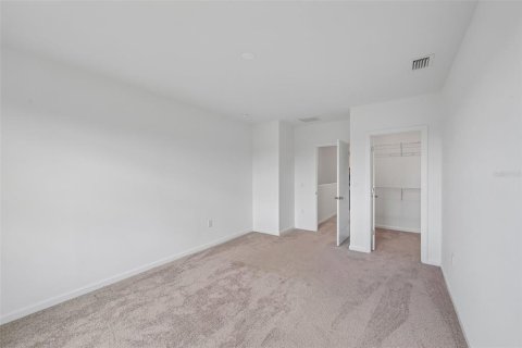 Townhouse in Sarasota, Florida 3 bedrooms, 153.1 sq.m. № 2222775 - photo 21