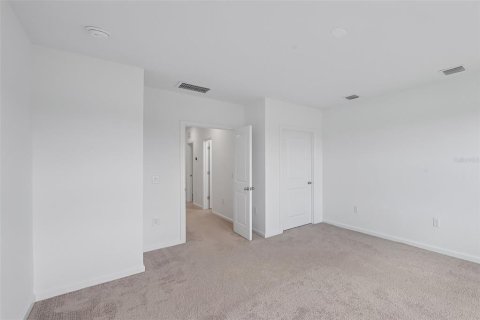 Townhouse in Sarasota, Florida 3 bedrooms, 153.1 sq.m. № 2222775 - photo 22
