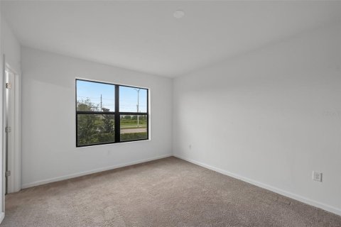 Townhouse in Sarasota, Florida 3 bedrooms, 153.1 sq.m. № 2222775 - photo 20