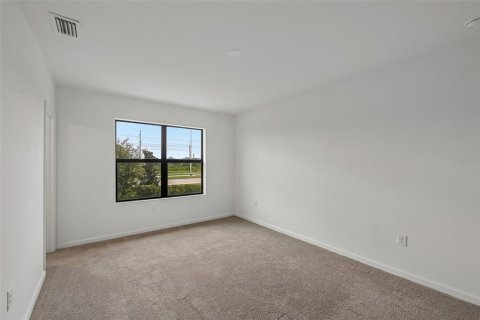 Townhouse in Sarasota, Florida 3 bedrooms, 153.1 sq.m. № 2222775 - photo 18