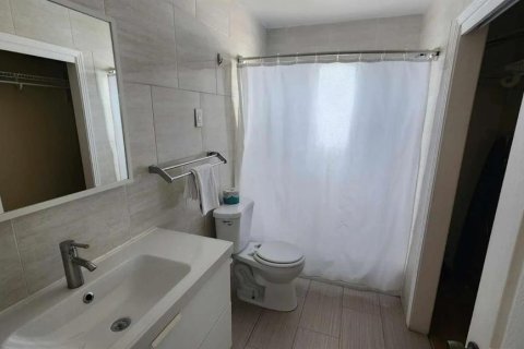 Hotel in Clearwater, Florida 923.08 sq.m. № 2198445 - photo 4