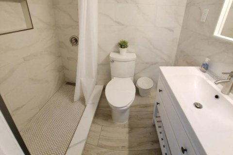 Hotel in Clearwater, Florida 923.08 sq.m. № 2198445 - photo 8