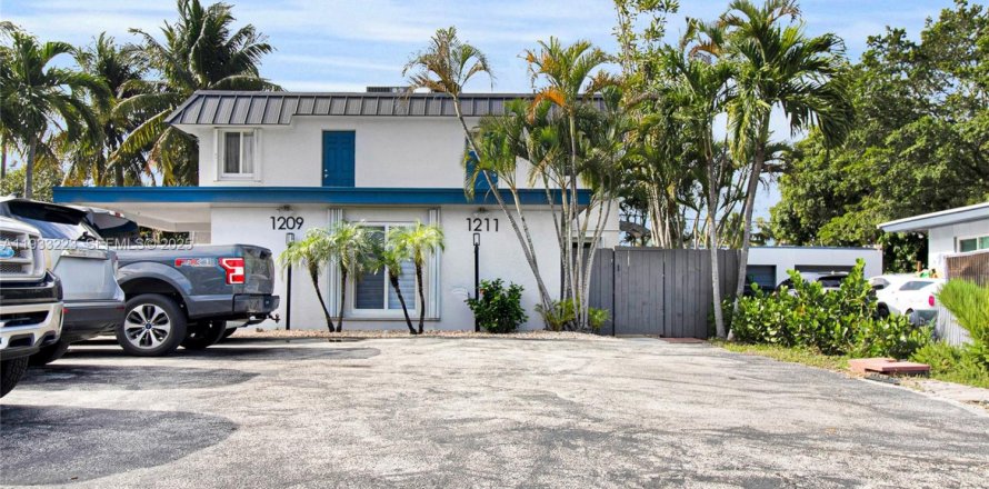 Casa en Fort Lauderdale, Florida 2 dormitorios, 258.92 m2 № 1991081