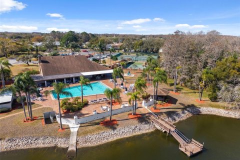 House in New Port Richey, Florida 2 bedrooms, 111.48 sq.m. № 2416650 - photo 24