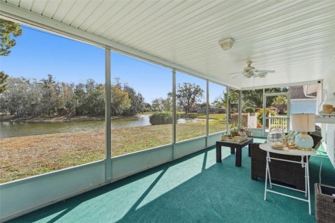 House in New Port Richey, Florida 2 bedrooms, 111.48 sq.m. № 2416650 - photo 19