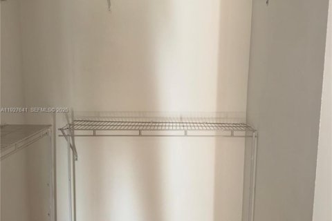 Copropriété à louer à Doral, Floride: 3 chambres, 104.05 m2 № 1990512 - photo 14