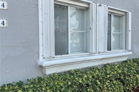 Copropriété à louer à Doral, Floride: 3 chambres, 104.05 m2 № 1990512 - photo 16