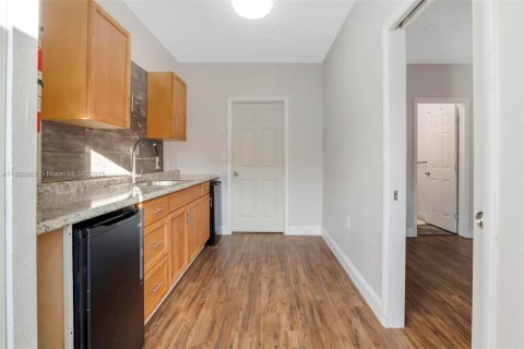 Villa ou maison à vendre à Cutler Bay, Floride: 3 chambres, 170.94 m2 № 1945110 - photo 23