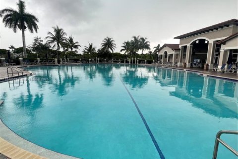 Townhouse in Cutler Bay, Florida 2 bedrooms, 141.03 sq.m. № 1836703 - photo 24