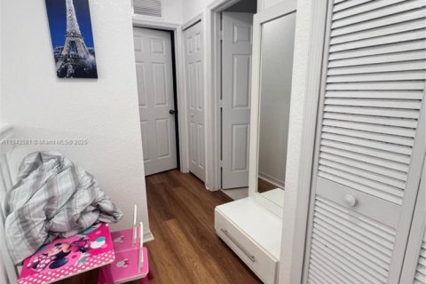 Townhouse in Cutler Bay, Florida 2 bedrooms, 141.03 sq.m. № 1836703 - photo 15