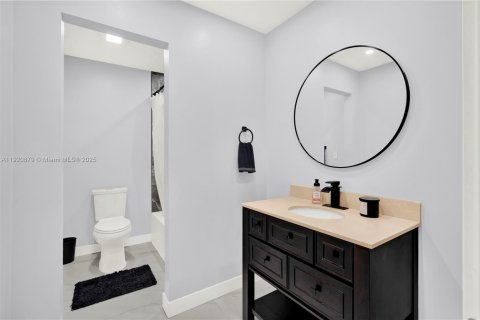 Купить виллу или дом в Хомстед, Флорида 4 спальни, 357.67м2, № 1975180 - фото 29