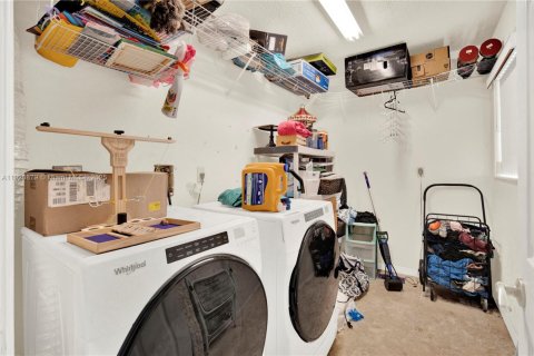 Купить виллу или дом в Хомстед, Флорида 4 спальни, 357.67м2, № 1975180 - фото 10