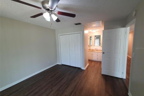 House in Palm Harbor, Florida 2 bedrooms, 92.9 sq.m. № 1805536 - photo 8