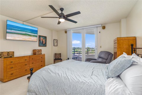 Condominio en venta en Ormond Beach, Florida, 2 dormitorios, 151.8 m2 № 1894400 - foto 4