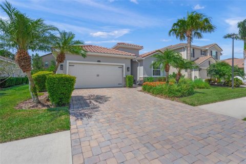 House in Sarasota, Florida 3 bedrooms, 191.56 sq.m. № 1844259 - photo 2
