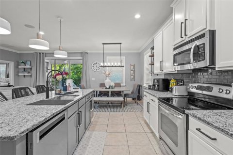 House in Sarasota, Florida 3 bedrooms, 191.56 sq.m. № 1844259 - photo 5