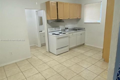 Condominio en venta en Miami, Florida, 1 dormitorio, 43.2 m2 № 1952217 - foto 13