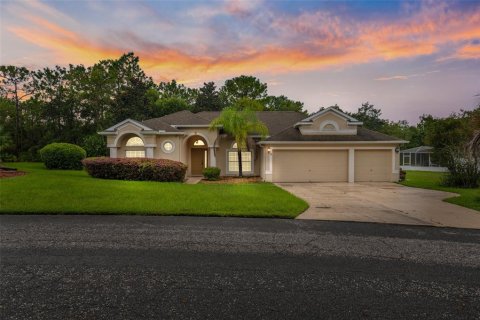 Casa en venta en Homosassa, Florida, 4 dormitorios, 224.27 m2 № 1911409 - foto 1