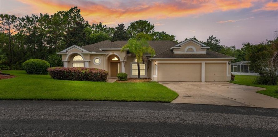 Casa en Homosassa, Florida 4 dormitorios, 224.27 m2 № 1911409