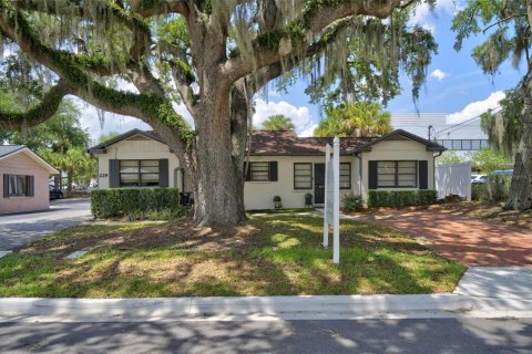 Immobilier commercial à Orlando, Floride 158.31 m2 № 2156269