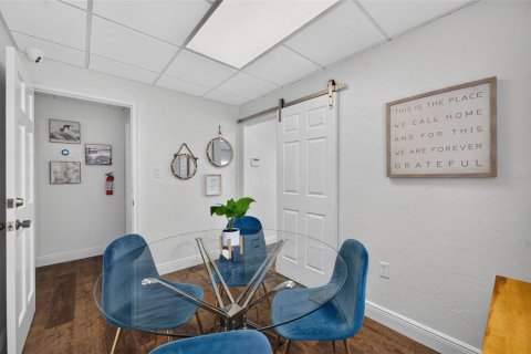 Immobilier commercial à louer à Orlando, Floride: 158.31 m2 № 2156269 - photo 9