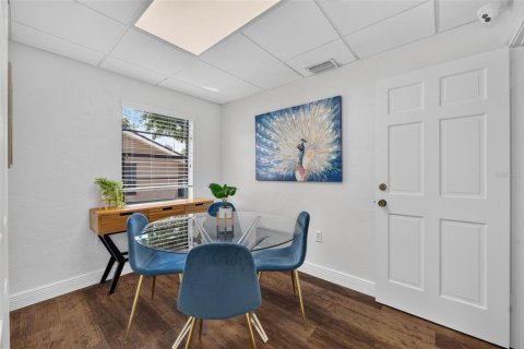 Immobilier commercial à louer à Orlando, Floride: 158.31 m2 № 2156269 - photo 8