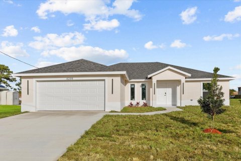 Casa en Port St. Lucie, Florida 4 dormitorios, 215.81 m2 № 2077716