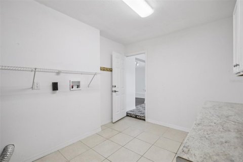 Купить виллу или дом в Сарасота, Флорида 10 комнат, 158.03м2, № 1786339 - фото 21